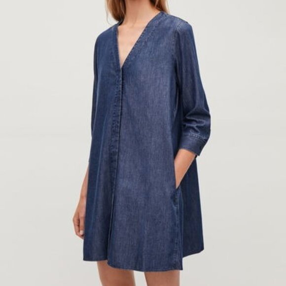 COS Dresses & Skirts - COS V-Neck Denim Dress in Indigo Size 10
